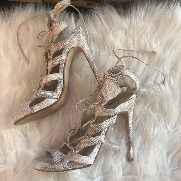 Steve Madden heels - Picture 3 of 4